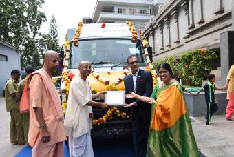 Himalaya Pledges Support to Akshaya Patra