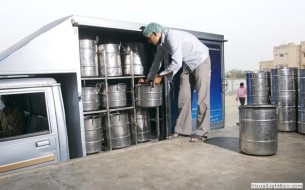 Server Food for Children